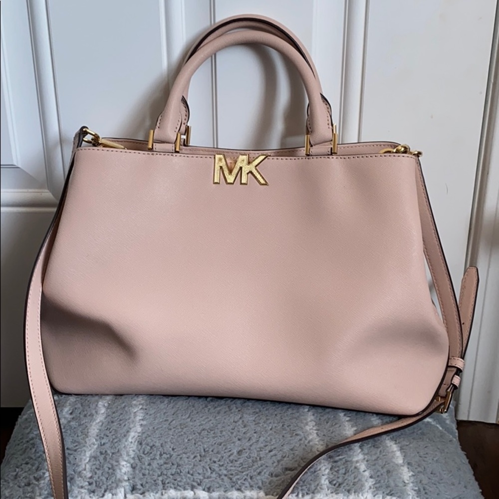 Michael Kors crossbody/shoulder bag